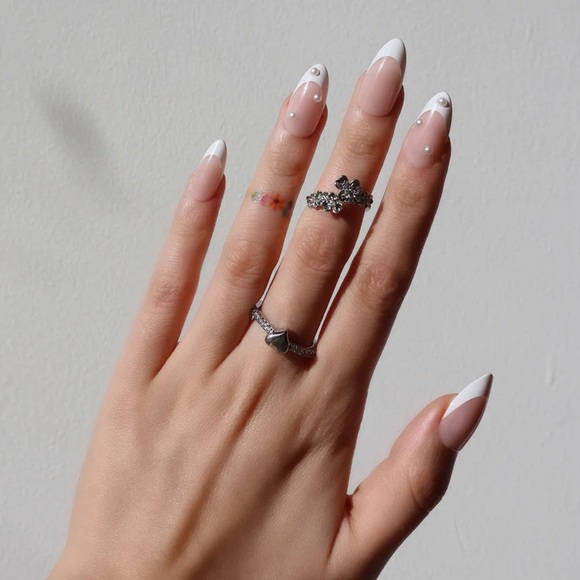 Nail Reformation French Pearl Medium Almond Press On Nails Bridal Wedding Nails - Picture 2 of 5